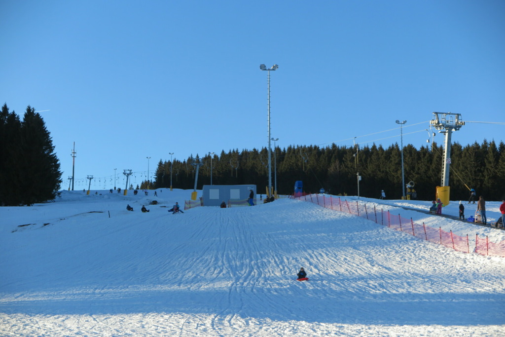 Rodelhang in der Winterweld Schmiedefeld