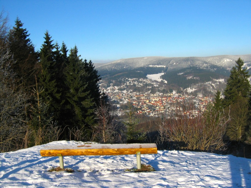 Blick vom Rimbachbrunnen auf den Ort