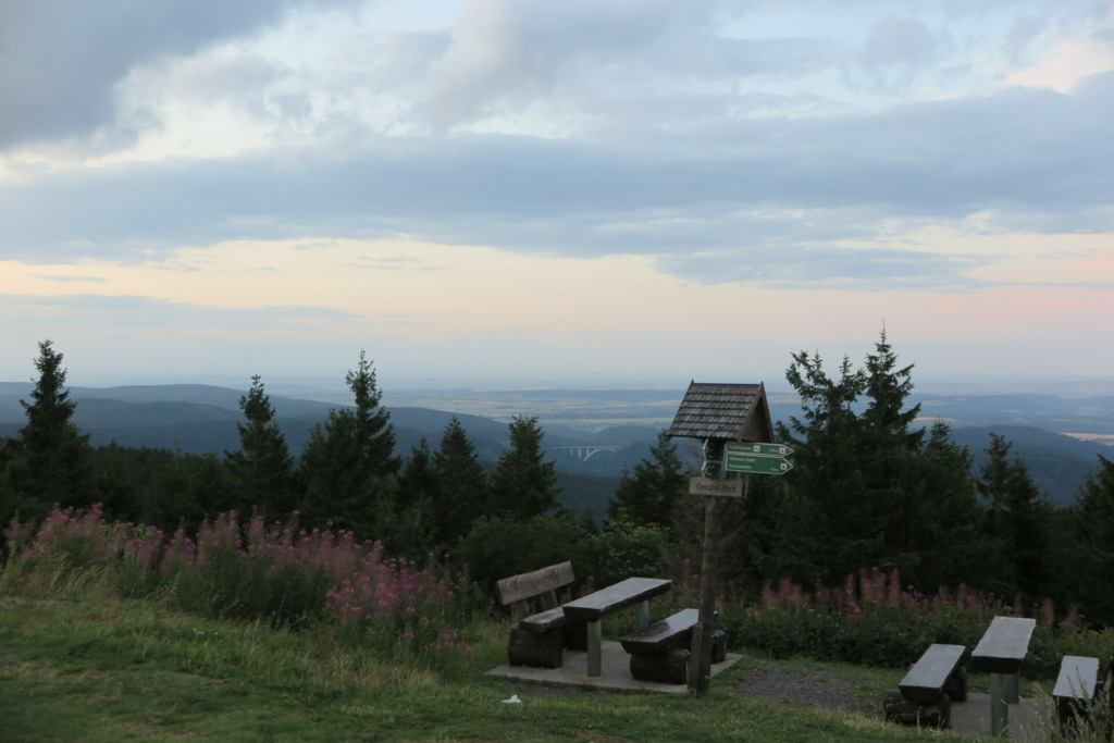 Rastplatz auf dem Schneekopf (978 m)